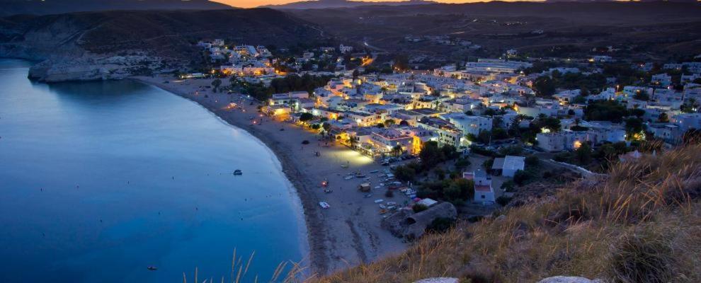 Precioso Apartamento a 40 metros del mar Agua Amarga  Exterior foto